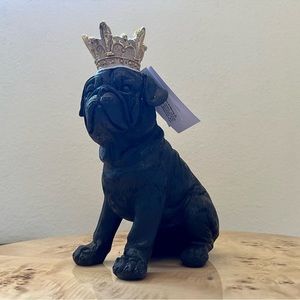 Pug statue with gold crown